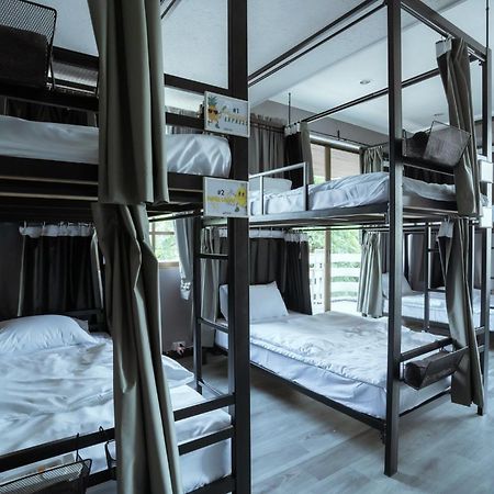 420 Hostel - Ekkamai Buds & Beds Bangkok Luaran gambar