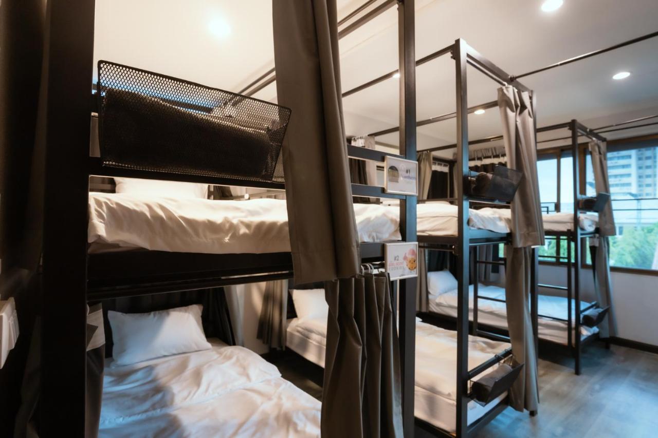 420 Hostel - Ekkamai Buds & Beds Bangkok Luaran gambar