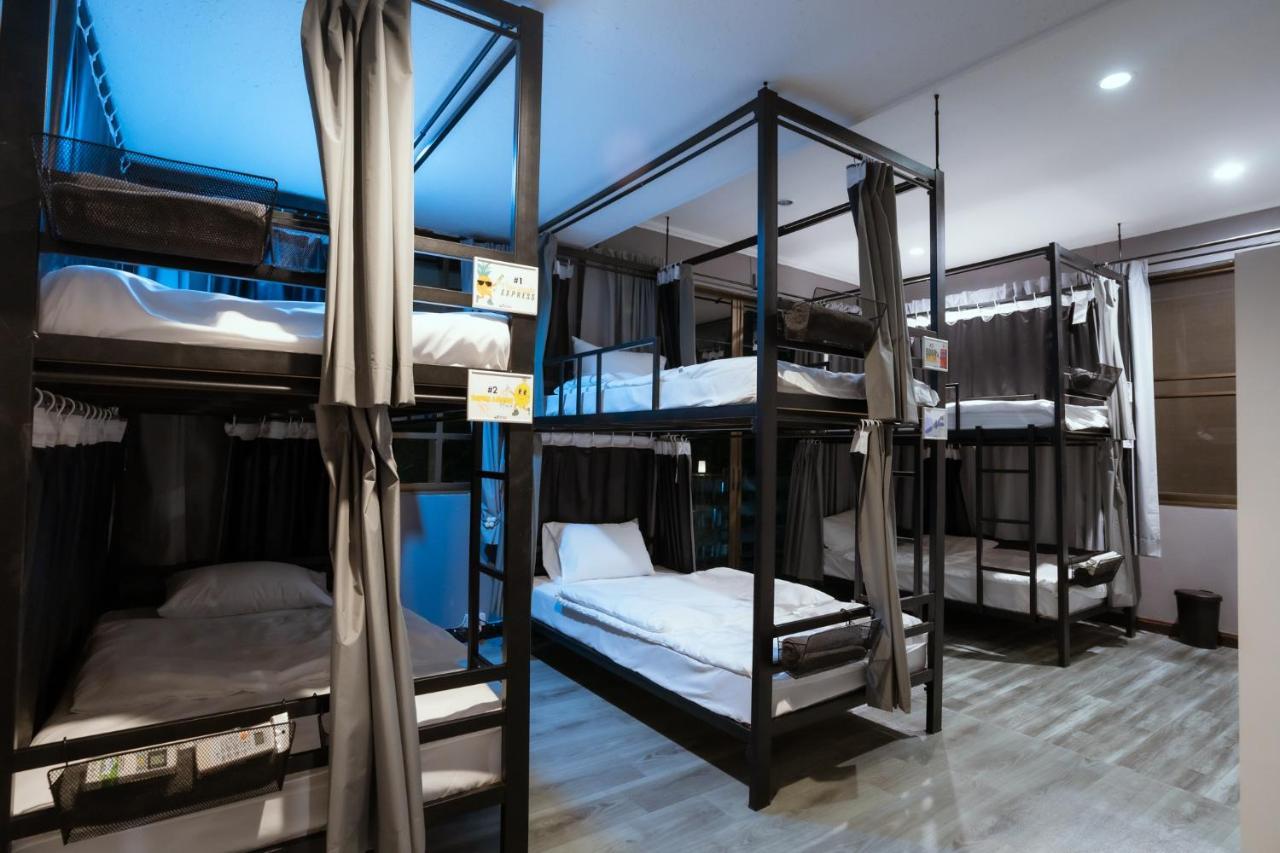 420 Hostel - Ekkamai Buds & Beds Bangkok Luaran gambar
