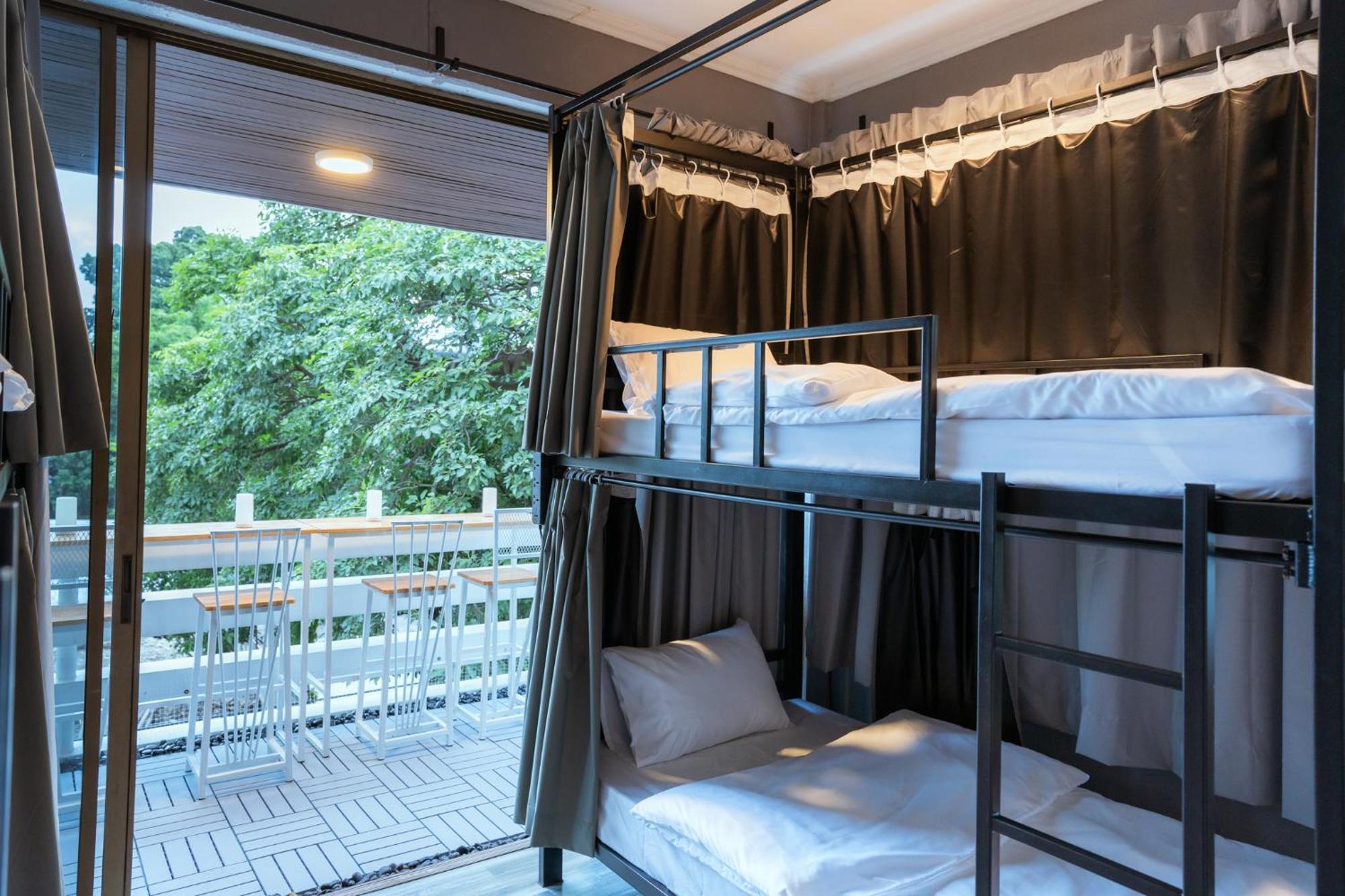 420 Hostel - Ekkamai Buds & Beds Bangkok Luaran gambar