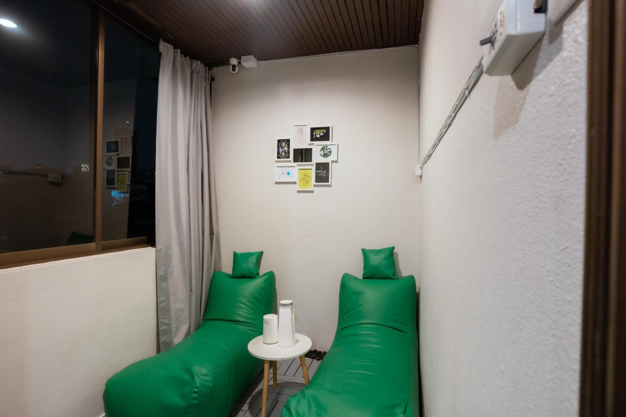 420 Hostel - Ekkamai Buds & Beds Bangkok Luaran gambar