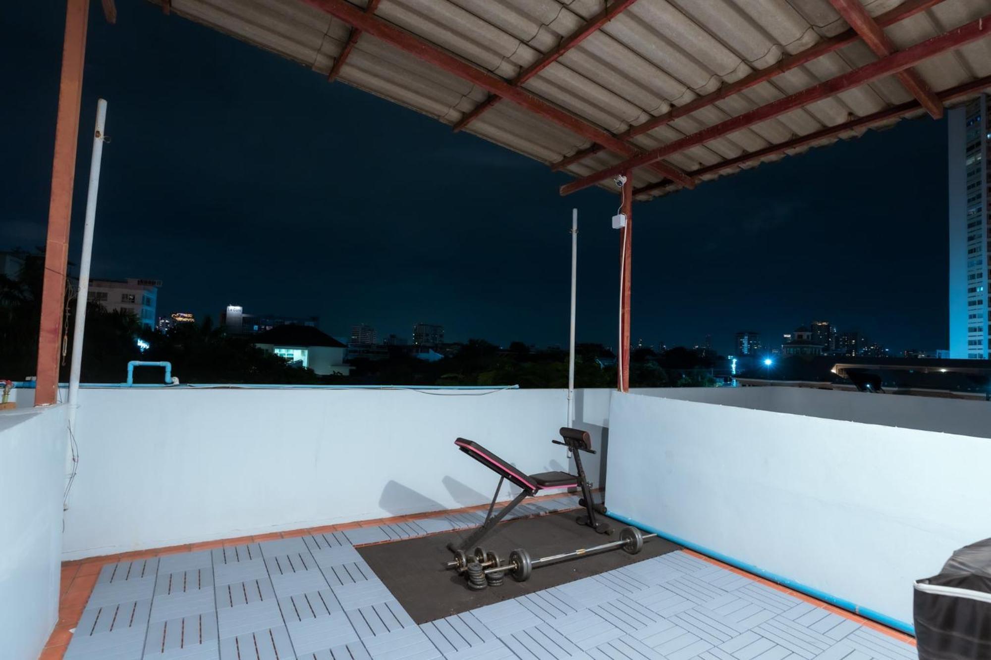 420 Hostel - Ekkamai Buds & Beds Bangkok Luaran gambar